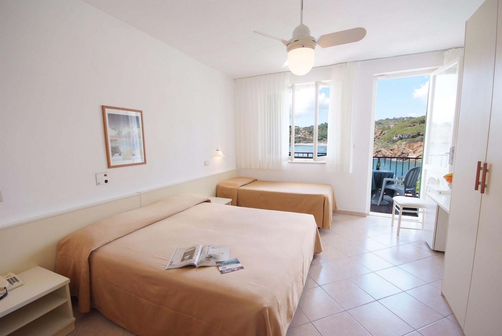 Hotel Dino Capoliveri  Extérieur photo